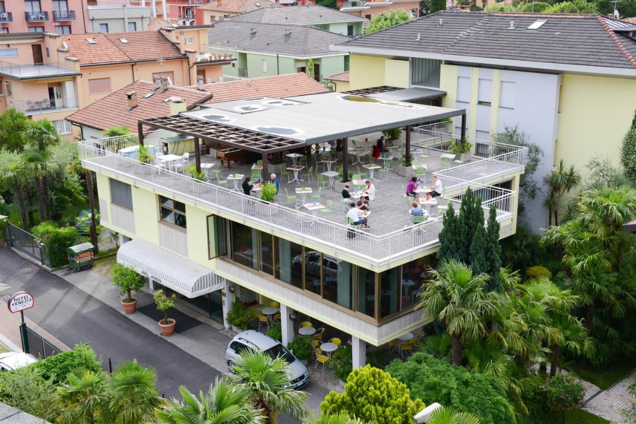 Hotel Venezia ริวาเดลการ์ดา ภายนอก รูปภาพ